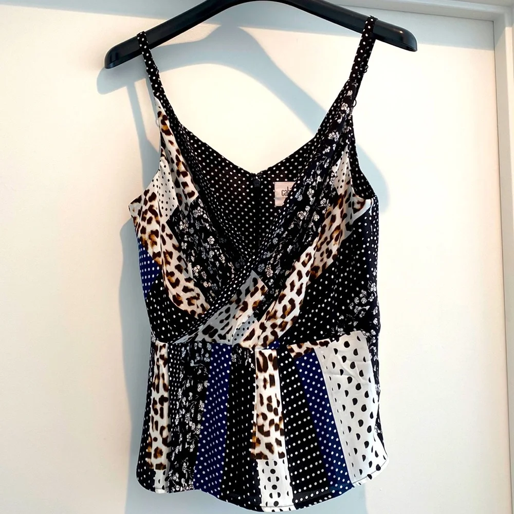 Cabi, Crossover Cami, size 6 - Picture 2 of 5